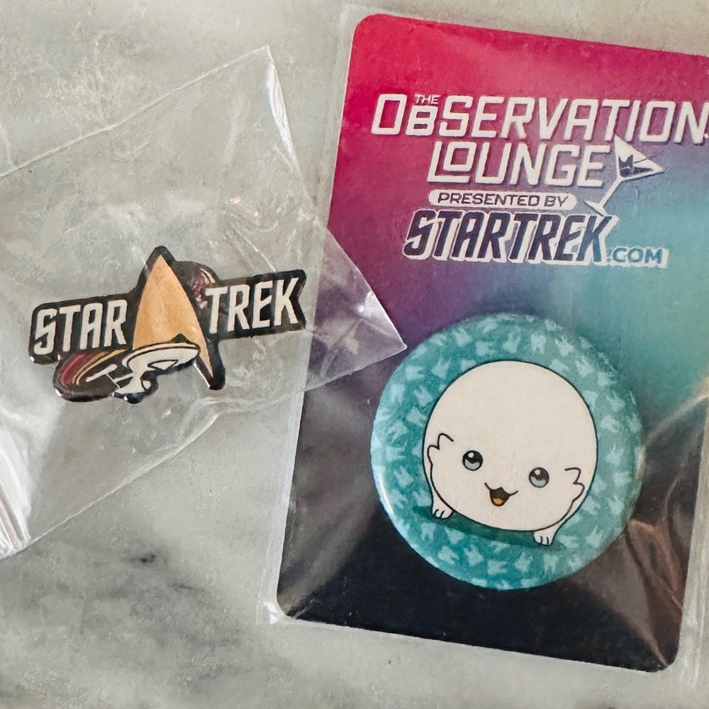 NEW STAR TREK PINS
